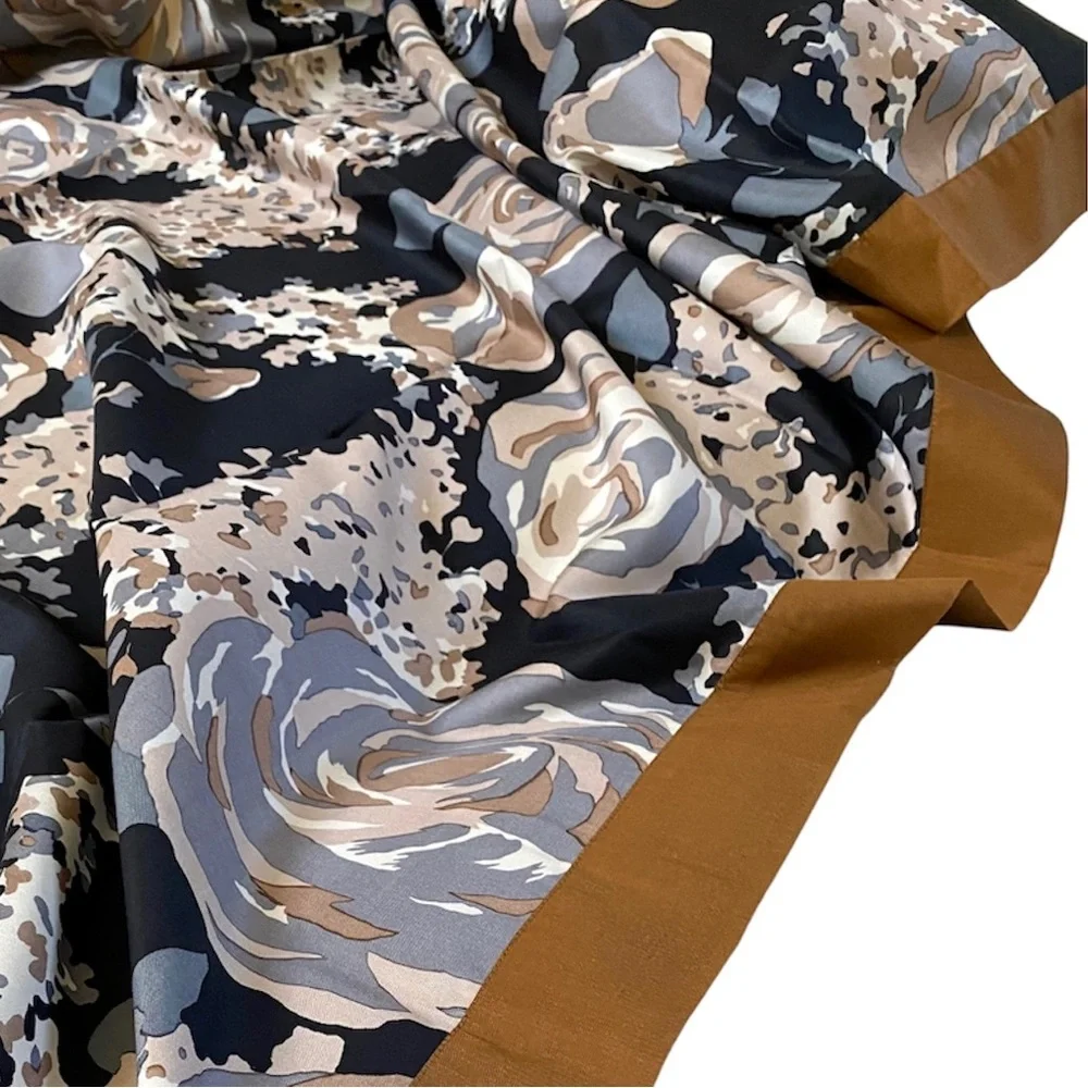 VINTAGE JIM THOMPSON 100% THAI SILK SCARF 42”x42” BLK/GRAY/CREAM, VINTAGE NWOT - Picture 2 of 16